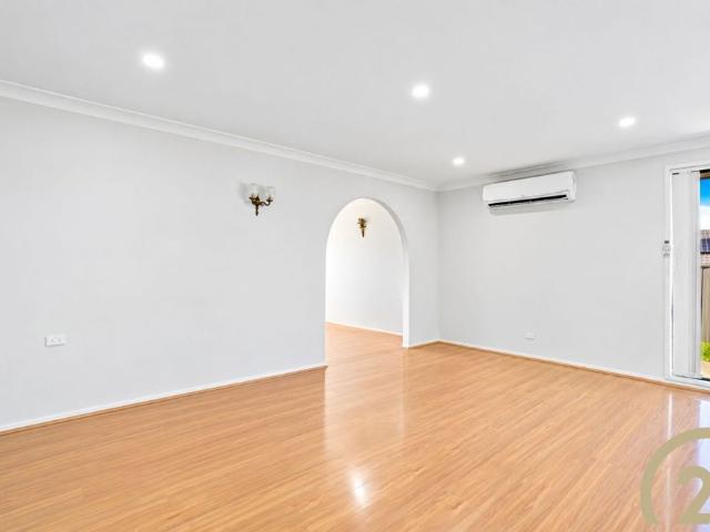 House for rent in Bossley Park, Sydney
