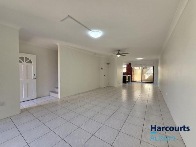 Townhouse for rent in Sydney, New South Wales