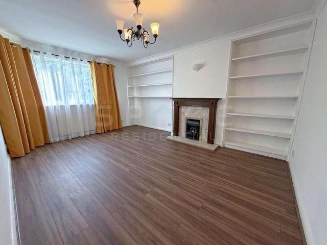 House for rent in Mill Hill, Greater London