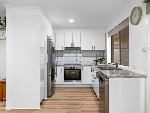 House for sale in Claremont Meadows, New South Wales