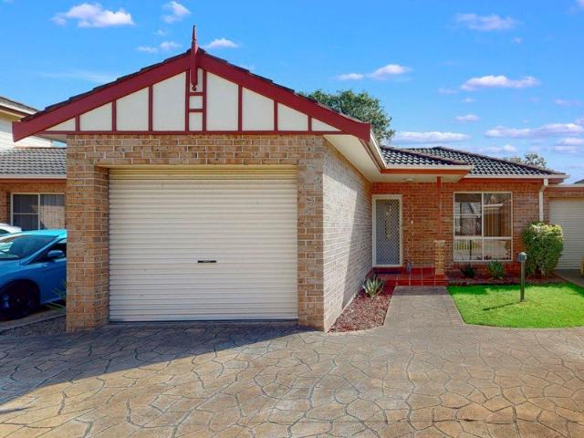 Villa for rent in Sydney, New South Wales