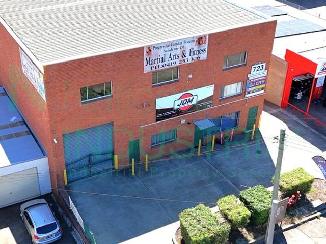 Warehouse for rent in Smithfield, Sydney