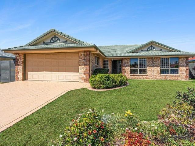 House for sale in Bellmere, Greater Brisbane