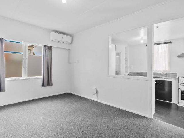 House for rent in Avondale, Oroua County