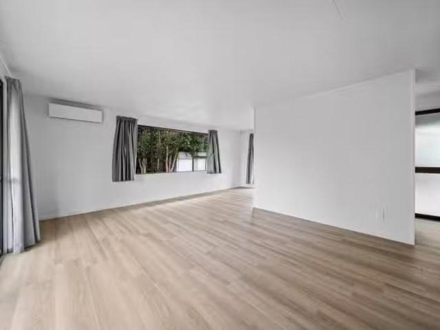 House for rent in Owhata