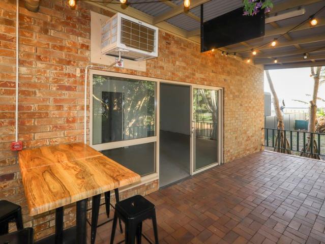 Retail for rent in Burnett Heads, Bundaberg Region