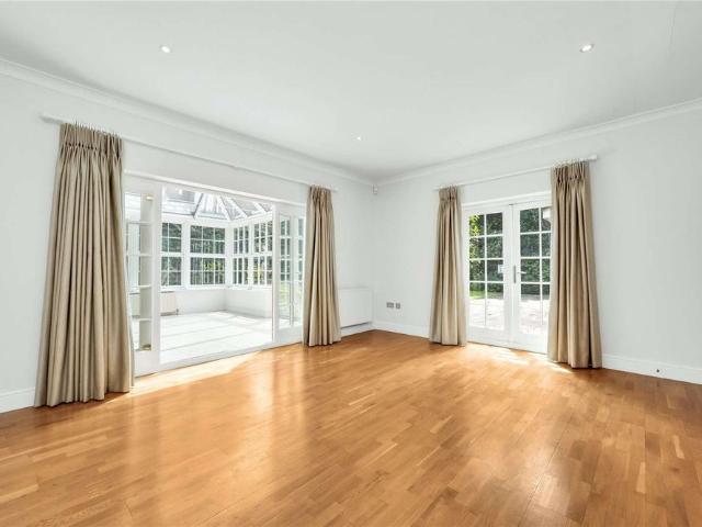 House for rent in Blackhills, Surrey