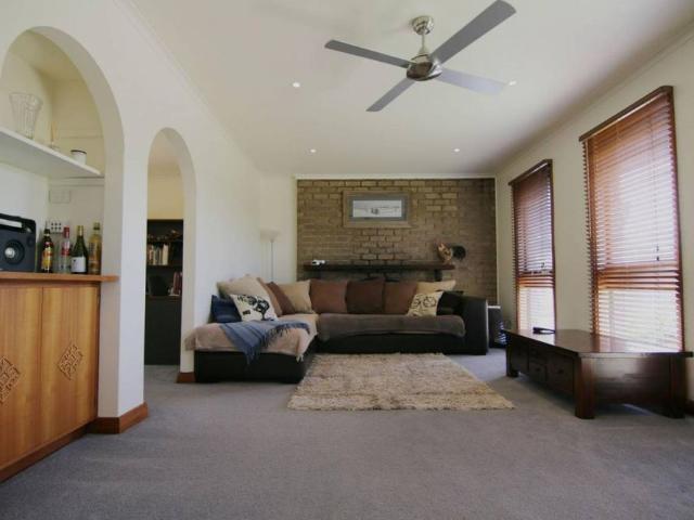 House for rent in Bairnsdale, Victoria