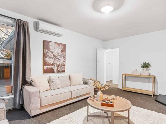 House for rent in Chaslands, Canterbury