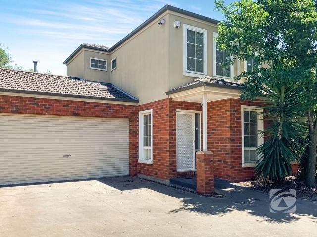Townhouse for rent in Camerons Creek, Victoria