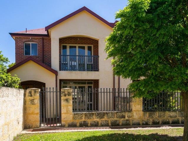 Townhouse for rent in Palmyra, Western Australia