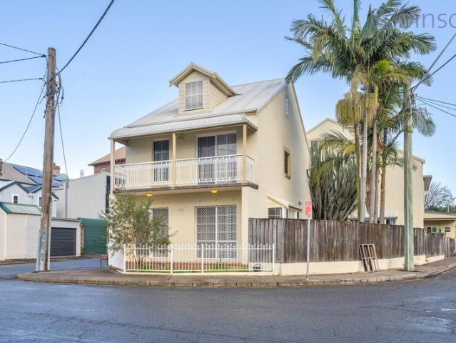 Townhouse for rent in Ambergate, New South Wales