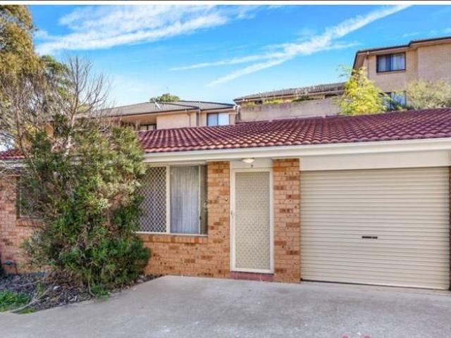 Townhouse for rent in Mount Druitt, Sydney