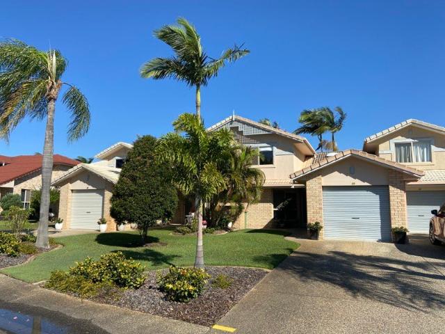 Townhouse for rent in Fernbrook, Queensland