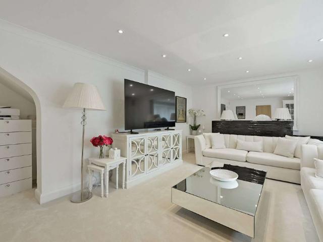 Apartment for rent in Batchworth