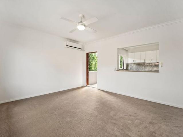 Apartment for rent in St Kilda East, Melbourne