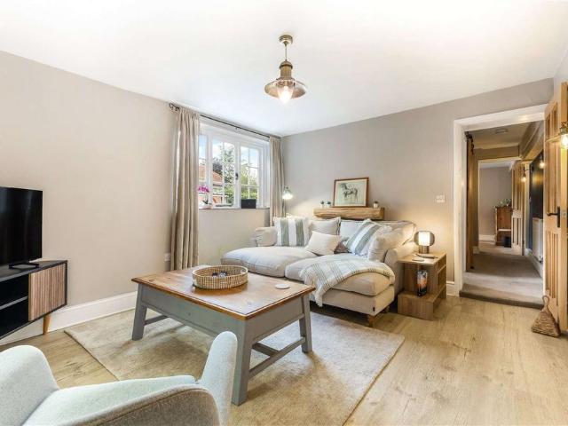 Apartment for rent in Tillington, Chichester