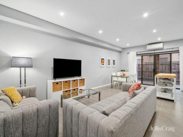 Townhouse for rent in Glenroy, Melbourne