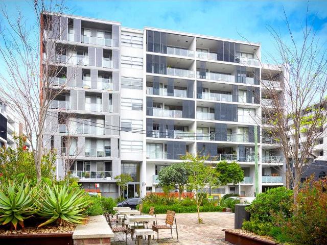 Apartment for rent in Wentworth Point, Sydney
