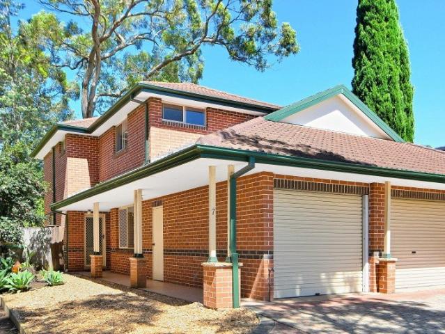 Townhouse for sale in Sydney, New South Wales