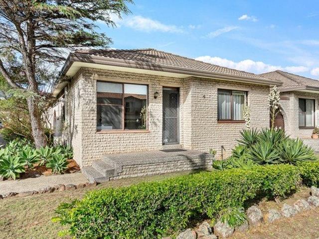 Villa for rent in Sydney, New South Wales
