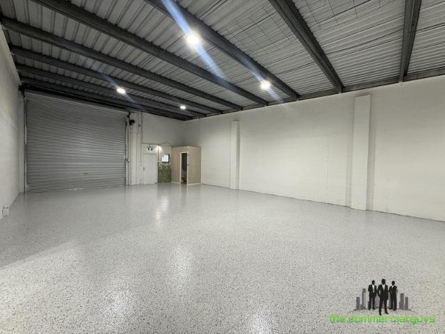 Warehouse for rent in Toombul, Queensland
