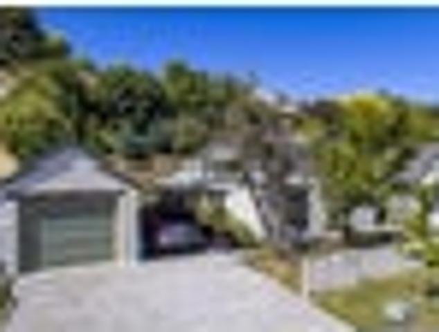 House for sale in Otakou