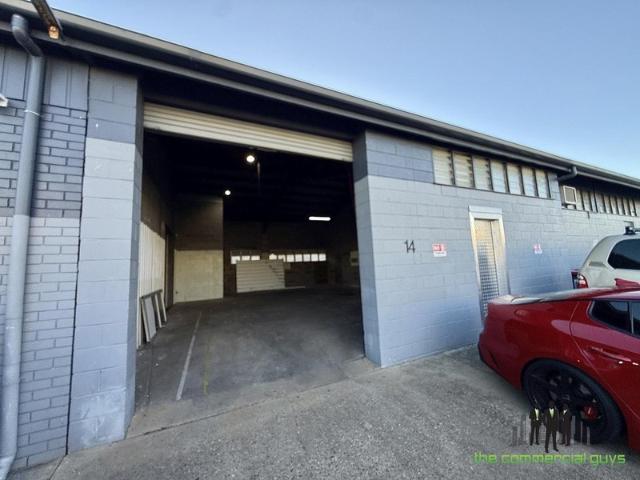 Warehouse for rent in Toombul, Queensland