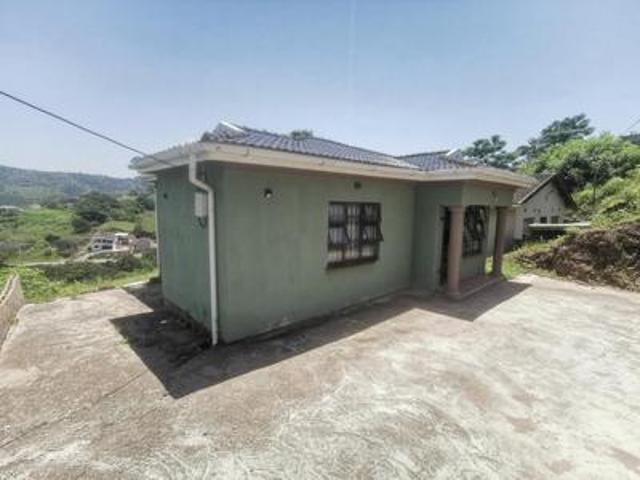 House for sale in Chatsworth, Kwazulu-natal