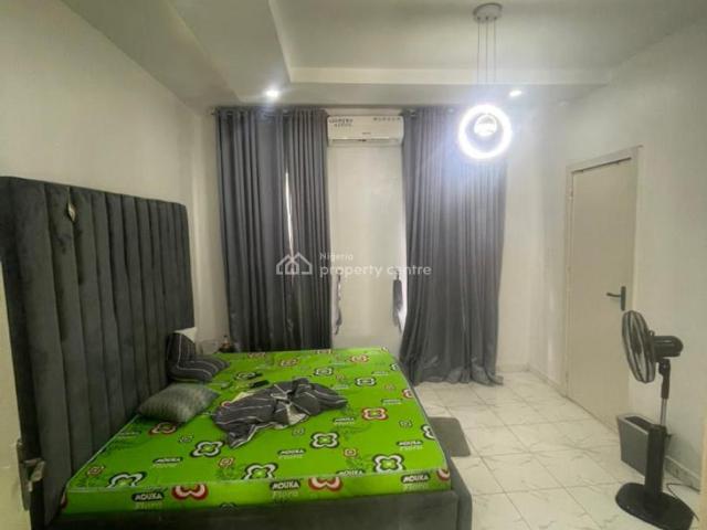 Flat for rent in Eti Osa, Lagos
