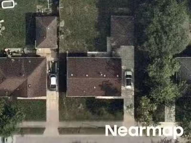 House for sale in Bedford Park
