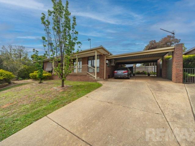 House for sale in Tolland, Wagga Wagga City Council