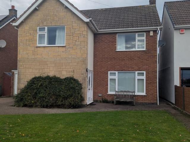 House for rent in Elmfield, Leicestershire