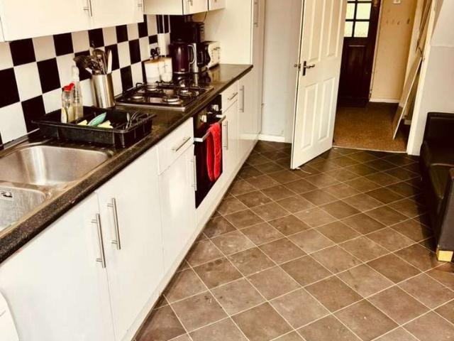 Room for rent in Pouchen End, Hertfordshire