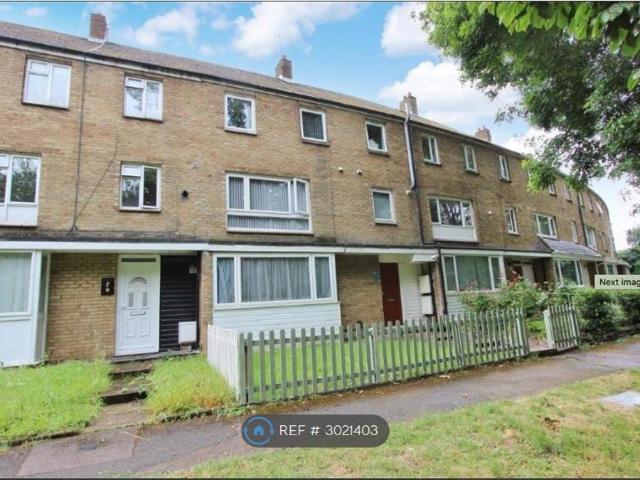 House for rent in Pouchen End, Hertfordshire