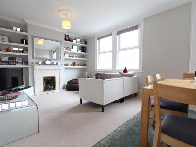 Apartment for rent in Wealdstone, Greater London