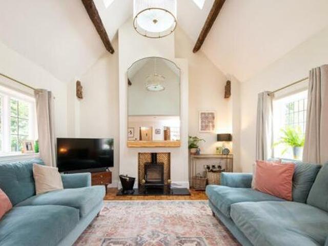 House for sale in Cliff Hill, Warwick