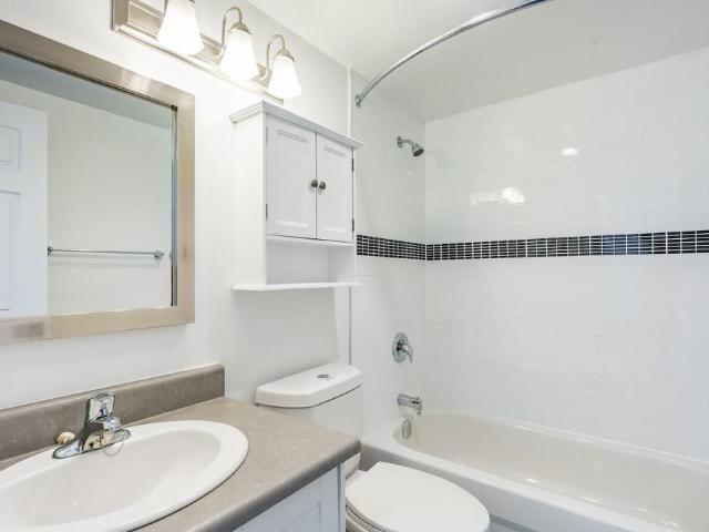 Apartment for rent in Toronto Centre, Toronto