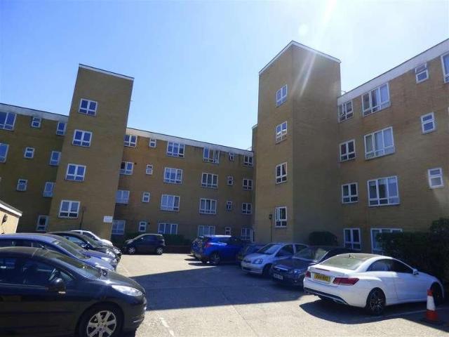 Apartment for rent in Iver, Iver