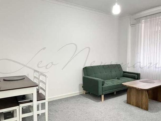 Apartment for rent in St. John's Wood, Isle Of Man