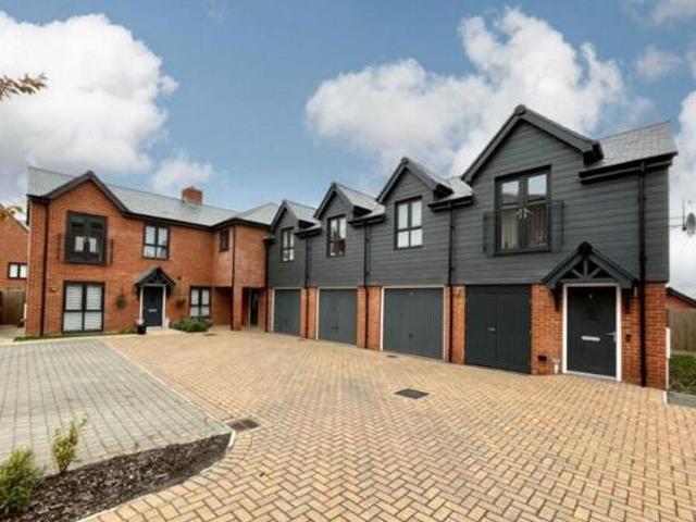 House for sale in Gun Hill Park, Aldershot