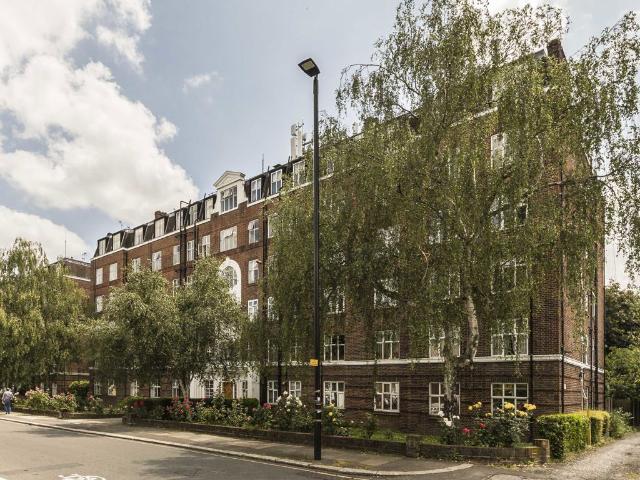 Apartment for rent in London Borough of Hounslow, Strand