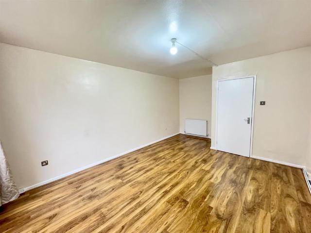 House for rent in London Borough of Croydon, Greater London