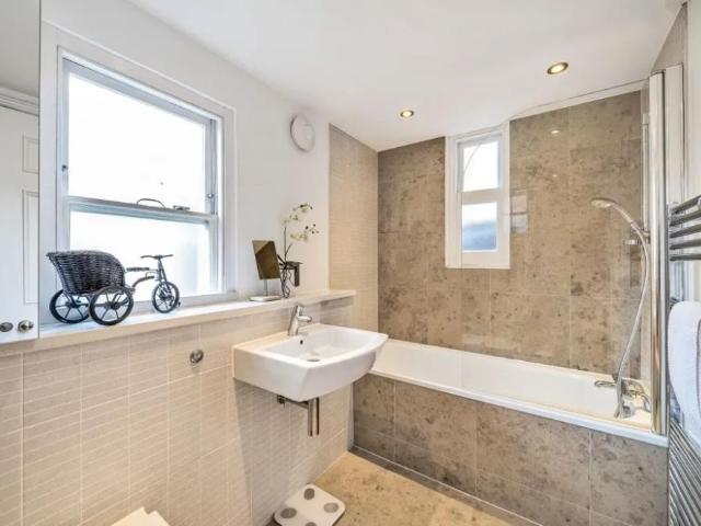 Apartment for rent in Shooters Hill, Isle Of Man