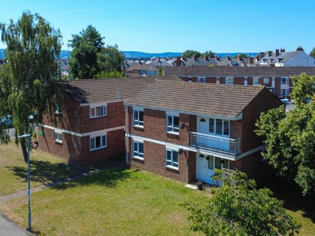 Apartment for rent in Rumwell, Somerset