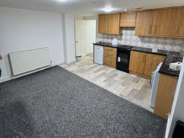 House for rent in Batley, West Yorkshire