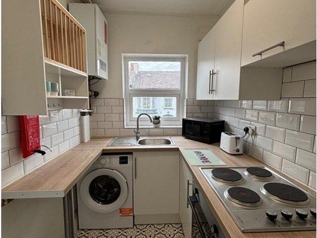 Studio for rent in Orrell Park, Calderstones