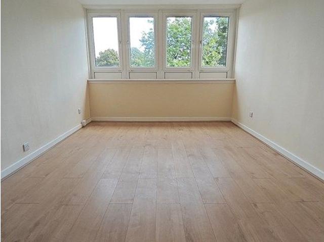 Apartment for rent in Pollokshaws, Scotland