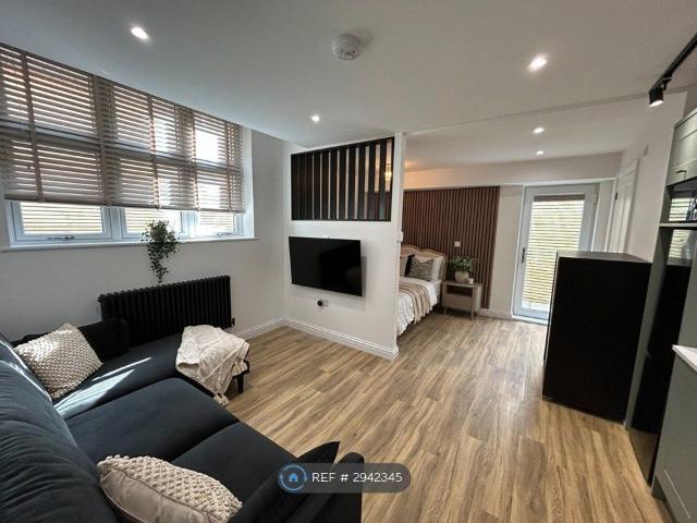 Room for rent in Rushden, North Northamptonshire