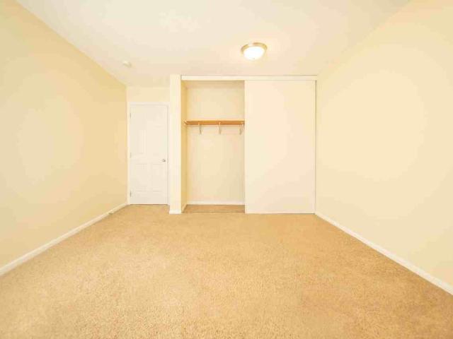 Apartment for rent in Hennepin, Minnesota